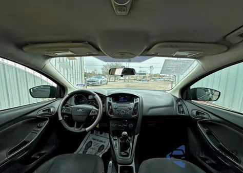 2015 Ford Focus S из США, поврежденный, VIN 1FADP3E21FL374591